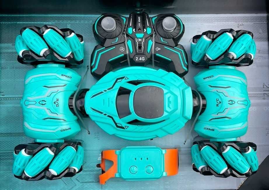 Gesture & Remote Control Stunt Car